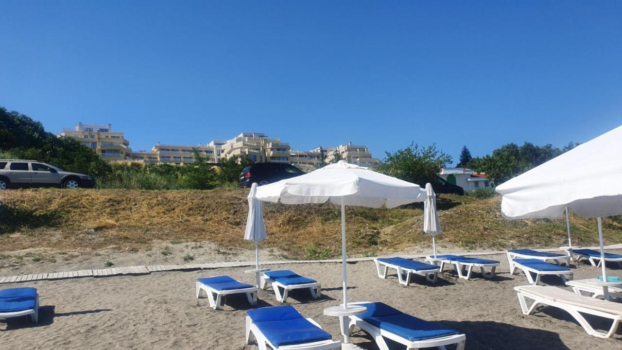 Studio Sarafovo Apartman Burgasz Kültér fotó